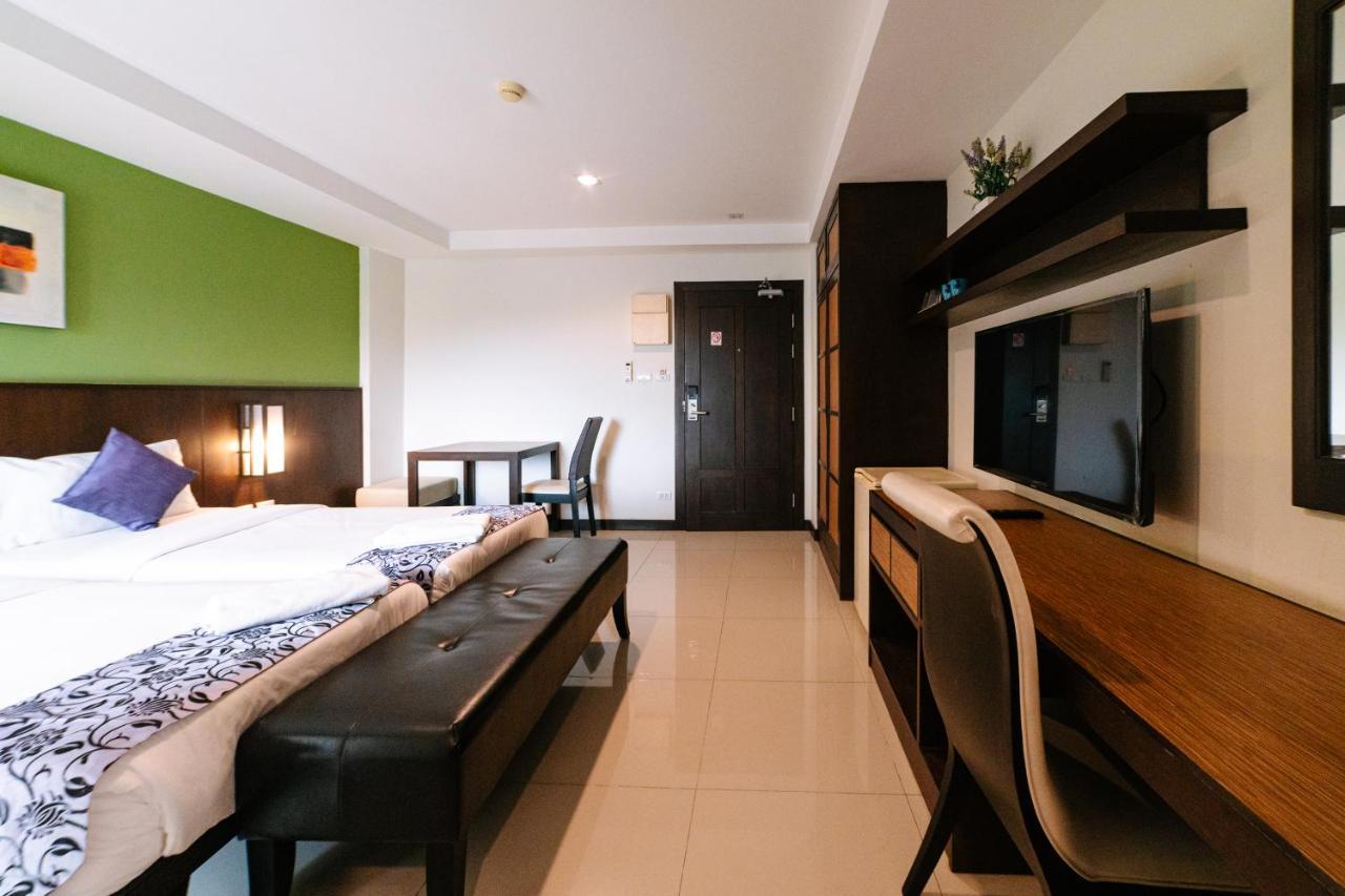 Ratana Hotel Sakdidet, Phuket Town Eksteriør billede