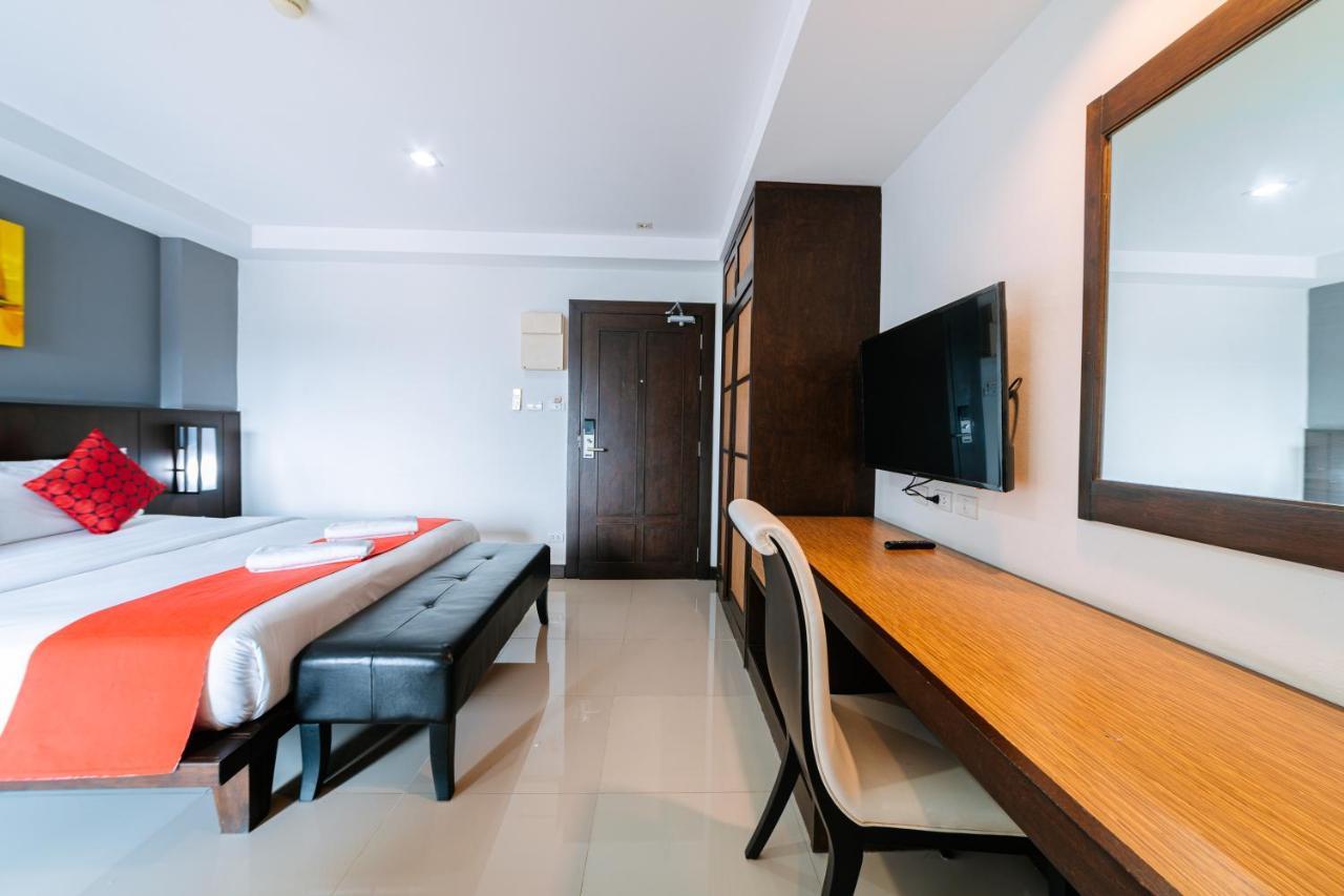 Ratana Hotel Sakdidet, Phuket Town Eksteriør billede
